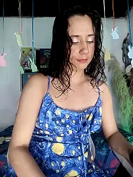 lovely kitt online show from April 1, 2026, 12:24 am