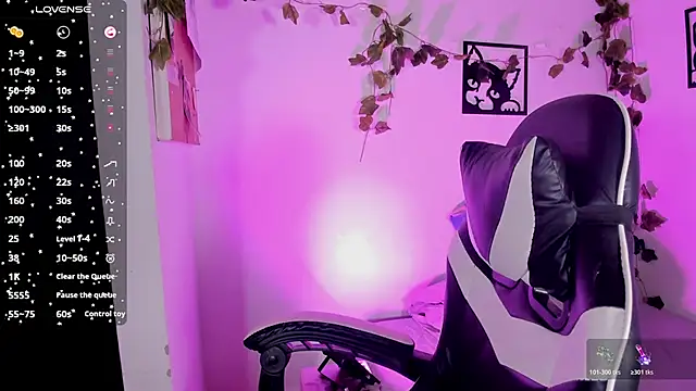 Snapshot of melanieecox chatting on November 29, 2025, 11:05 pm melanieecox online show from November 29, 2025, 11:05 pm