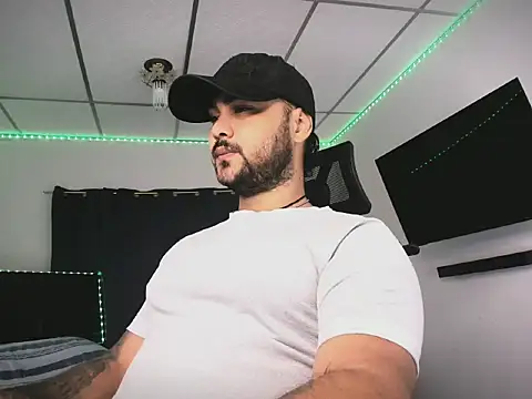 Sebas-hott online show from February 15, 2026, 9:25 pm