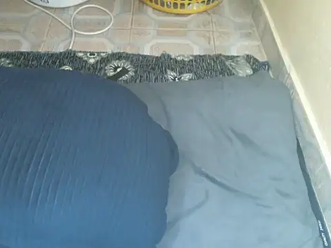 Snapshot of centzSexy chatting on May 2, 2026, 12:54 pm centzSexy online show from May 2, 2026, 12:54 pm