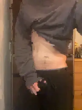 saku chan live online show from November 28, 2025, 5:02 pm