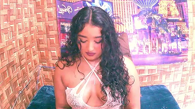 Snapshot of IndianAngel4u chatting on May 8, 2026, 3:27 pm IndianAngel4u online show from May 8, 2026, 3:27 pm