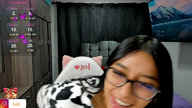 isa bellaa0 online show from January 6, 2025, 3:09 am