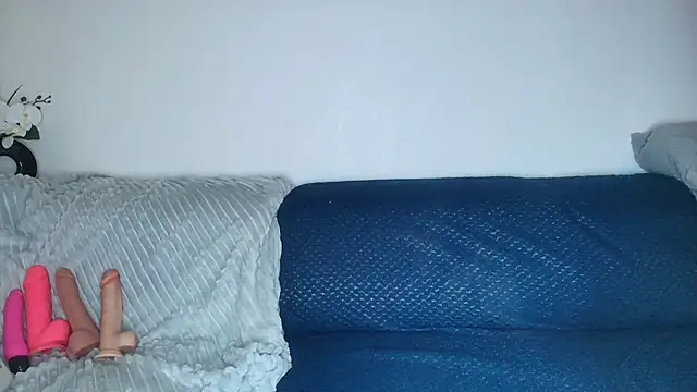 Mlleeffy online show from January 14, 2026, 9:29 pm