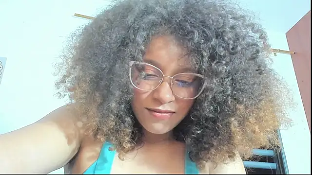 Snapshot of Ada_gales_ chatting on December 4, 2025, 3:49 am Ada gales online show from December 4, 2025, 3:49 am