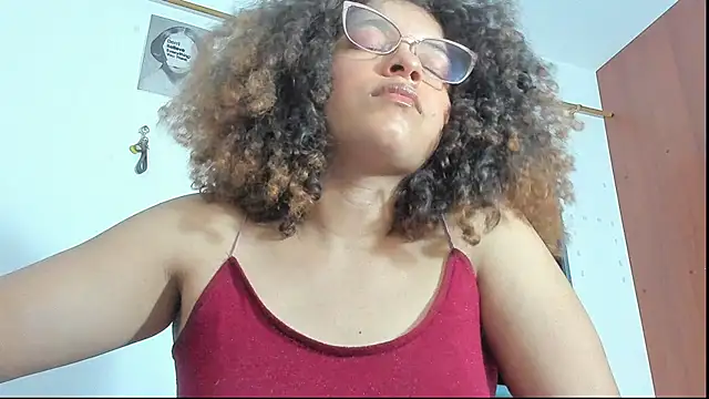 Snapshot of Ada_gales_ chatting on November 20, 2025, 4:13 am Ada gales online show from November 20, 2025, 4:13 am