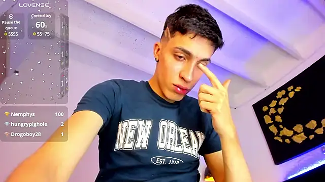 Angel Snowhotxxx online show from January 19, 2025, 8:19 pm