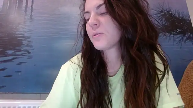 Snapshot of AliceTailor chatting on October 21, 2025, 5:07 am AliceTailor online show from October 21, 2025, 5:07 am