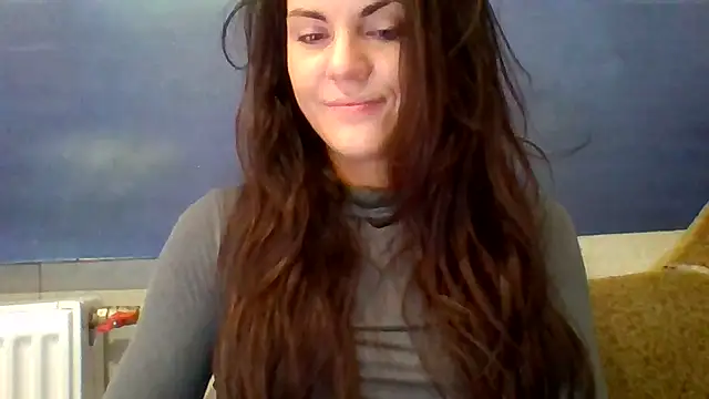 Snapshot of AliceTailor chatting on November 5, 2025, 11:13 am AliceTailor online show from November 5, 2025, 11:13 am