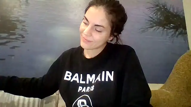 Snapshot of AliceTailor chatting on December 14, 2025, 12:11 pm AliceTailor online show from December 14, 2025, 12:11 pm