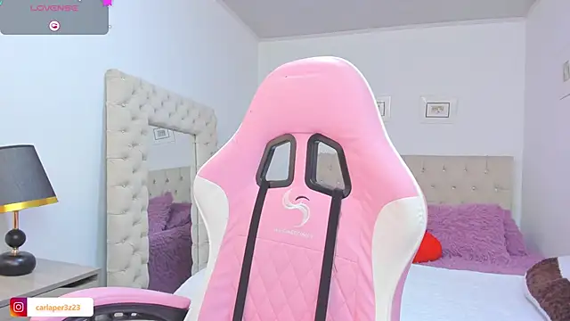 Snapshot of carlaperez_ chatting on November 30, 2025, 12:00 am carlaperez online show from November 30, 2025, 12:00 am