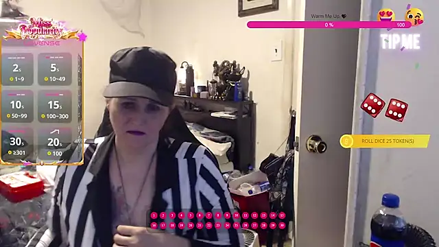 Demonicmiss online show from June 16, 2026, 1:11 pm