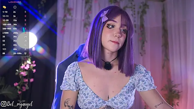 Bella-Franco online show from April 17, 2026, 3:59 pm