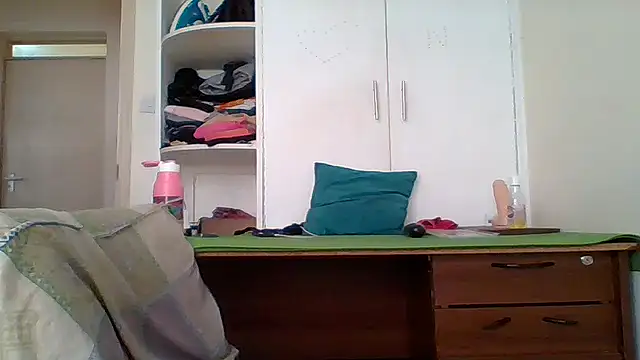 Snapshot of Cookie__dough chatting on January 11, 2026, 2:35 pm Cookie dough online show from January 11, 2026, 2:35 pm