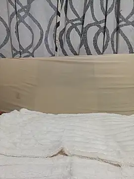 Snapshot of ZUCAAT chatting on November 7, 2025, 3:22 am ZUCAAT online show from November 7, 2025, 3:22 am