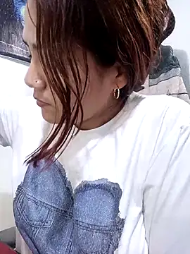 Snapshot of ZUCAAT chatting on February 18, 2026, 4:10 am ZUCAAT online show from February 18, 2026, 4:10 am