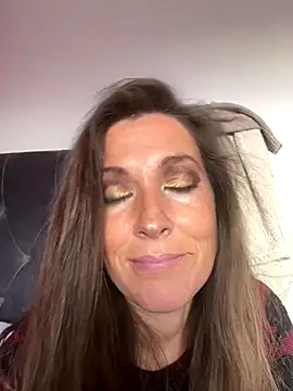 Snapshot of Lwhite1 chatting on September 23, 2025, 3:41 pm Lwhite1 online show from September 23, 2025, 3:41 pm