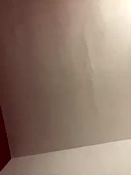 Snapshot of Lwhite1 chatting on September 28, 2025, 10:28 pm Lwhite1 online show from September 28, 2025, 10:28 pm