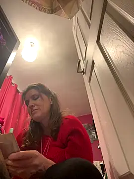 Snapshot of Lwhite1 chatting on November 10, 2025, 11:10 pm Lwhite1 online show from November 10, 2025, 11:10 pm