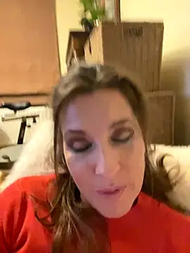 Snapshot of Lwhite1 chatting on October 4, 2025, 11:50 pm Lwhite1 online show from October 4, 2025, 11:50 pm