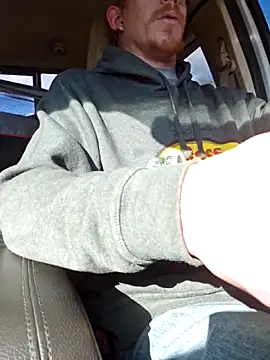 Snapshot of REDHAMMER_ chatting on October 30, 2025, 8:17 pm REDHAMMER online show from October 30, 2025, 8:17 pm