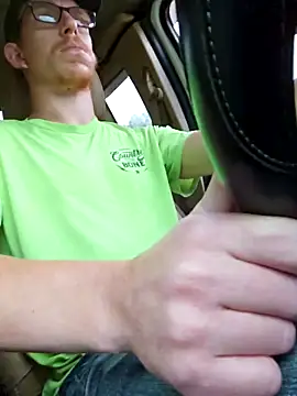 Snapshot of REDHAMMER_ chatting on September 24, 2025, 8:48 pm REDHAMMER online show from September 24, 2025, 8:48 pm