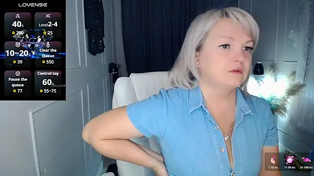 Snapshot of Juarnea chatting on April 8, 2026, 11:28 pm Juarnea online show from April 8, 2026, 11:28 pm