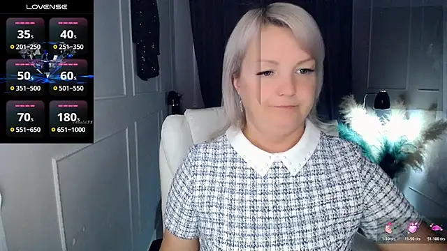 Snapshot of Juarnea chatting on April 7, 2026, 6:04 am Juarnea online show from April 7, 2026, 6:04 am