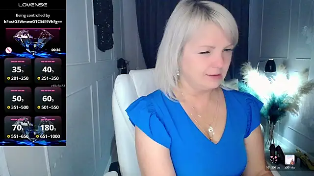 Snapshot of Juarnea chatting on April 11, 2026, 5:04 am Juarnea online show from April 11, 2026, 5:04 am