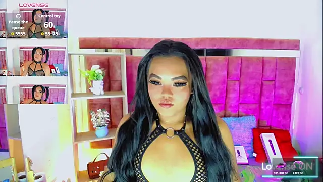 Snapshot of KayleighDreams_ chatting on May 26, 2026, 3:15 am KayleighDreams online show from May 26, 2026, 3:15 am