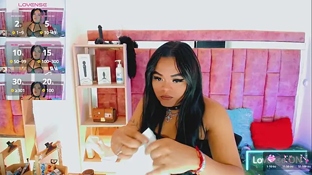 Snapshot of KayleighDreams_ chatting on May 16, 2026, 3:05 am KayleighDreams online show from May 16, 2026, 3:05 am