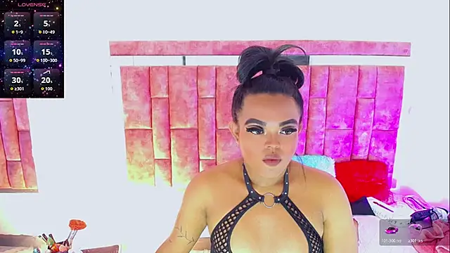 Snapshot of KayleighDreams_ chatting on April 17, 2026, 9:56 am KayleighDreams online show from April 17, 2026, 9:56 am