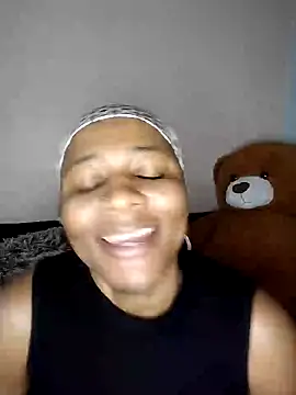 Snapshot of CocoBootyyy chatting on December 26, 2024, 1:51 am CocoBootyyy online show from December 26, 2024, 1:51 am