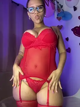 Snapshot of Charlotee_ chatting on February 15, 2025, 5:09 am Charlotee  online show from February 15, 2025, 5:09 am