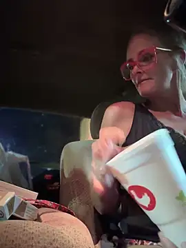 vixendoll87 online show from March 9, 2025, 1:56 am