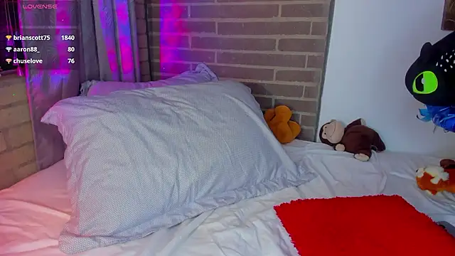 Snapshot of liam_oficial02 chatting on February 13, 2026, 3:06 am liam oficial02 online show from February 13, 2026, 3:06 am