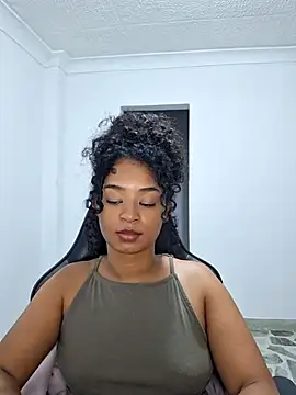 Snapshot of avellanatammy chatting on May 3, 2026, 5:01 am avellanatammy online show from May 3, 2026, 5:01 am