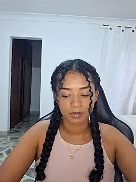 avellanatammy online show from April 24, 2026, 10:23 pm