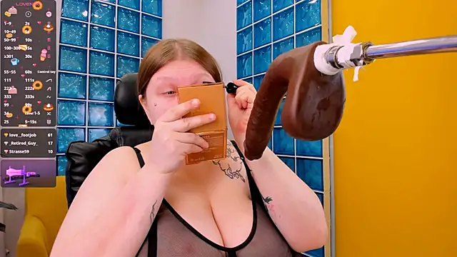 Snapshot of AuroraDemoni chatting on March 11, 2025, 9:56 am AuroraDemoni online show from March 11, 2025, 9:56 am