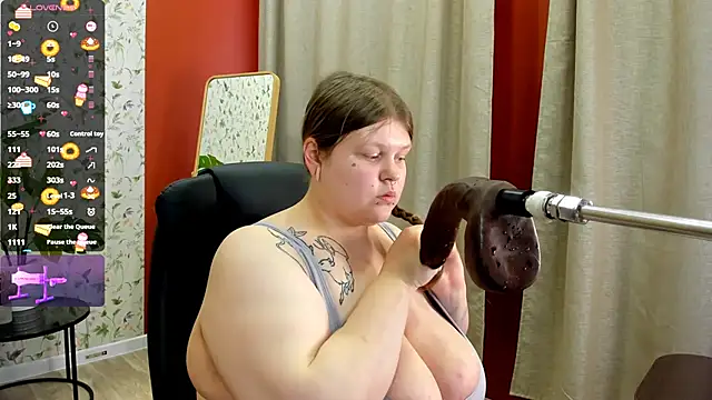 Snapshot of AuroraDemoni chatting on October 7, 2025, 1:34 pm AuroraDemoni online show from October 7, 2025, 1:34 pm