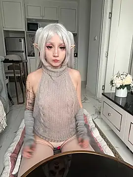 yourcutewaifu online show from February 8, 2026, 6:11 am