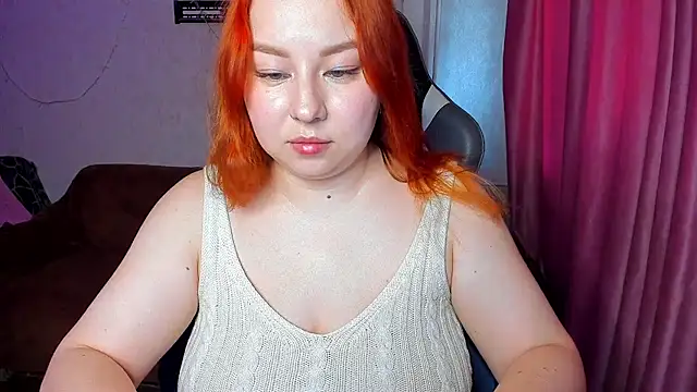 Snapshot of Milafoxxxy chatting on September 10, 2025, 8:57 am Milafoxxxy online show from September 10, 2025, 8:57 am