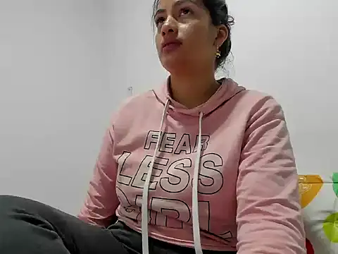Snapshot of SamanthaBeke chatting on April 25, 2026, 3:53 am SamanthaBeke online show from April 25, 2026, 3:53 am