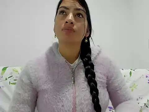 Snapshot of SamanthaBeke chatting on April 29, 2026, 3:21 am SamanthaBeke online show from April 29, 2026, 3:21 am