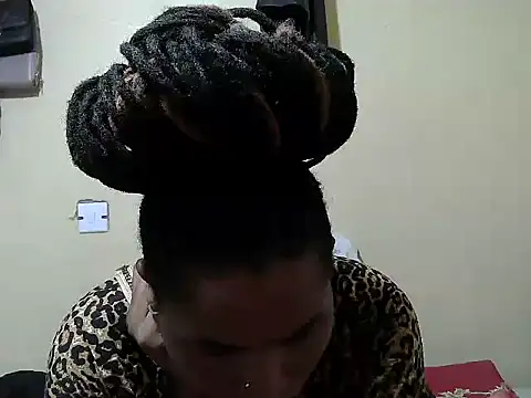 Sweet-alsah online show from November 26, 2025, 5:24 pm