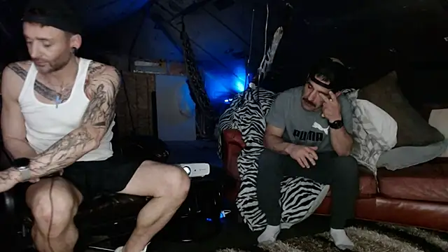 Snapshot of ShiaWay chatting on March 12, 2025, 6:29 am ShiaWay online show from March 12, 2025, 6:29 am