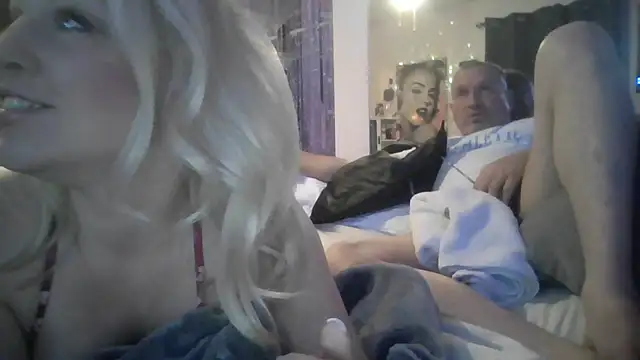 Snapshot of TiaDunn chatting on February 18, 2025, 4:37 am TiaDunn online show from February 18, 2025, 4:37 am