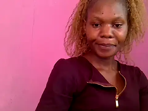 Snapshot of Cute_tamara chatting on January 12, 2025, 3:14 pm Cute tamara online show from January 12, 2025, 3:14 pm