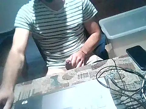 giorgakaci69 online show from September 12, 2025, 12:55 am