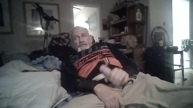 Snapshot of den-rock4u chatting on November 27, 2025, 2:17 pm den-rock4u online show from November 27, 2025, 2:17 pm